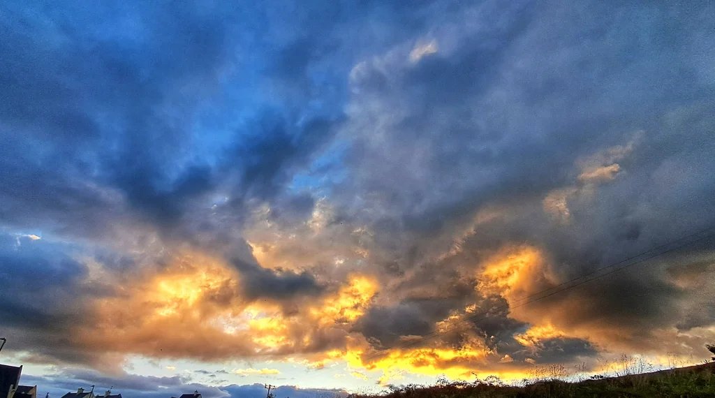Cumulus fractus over West Cork