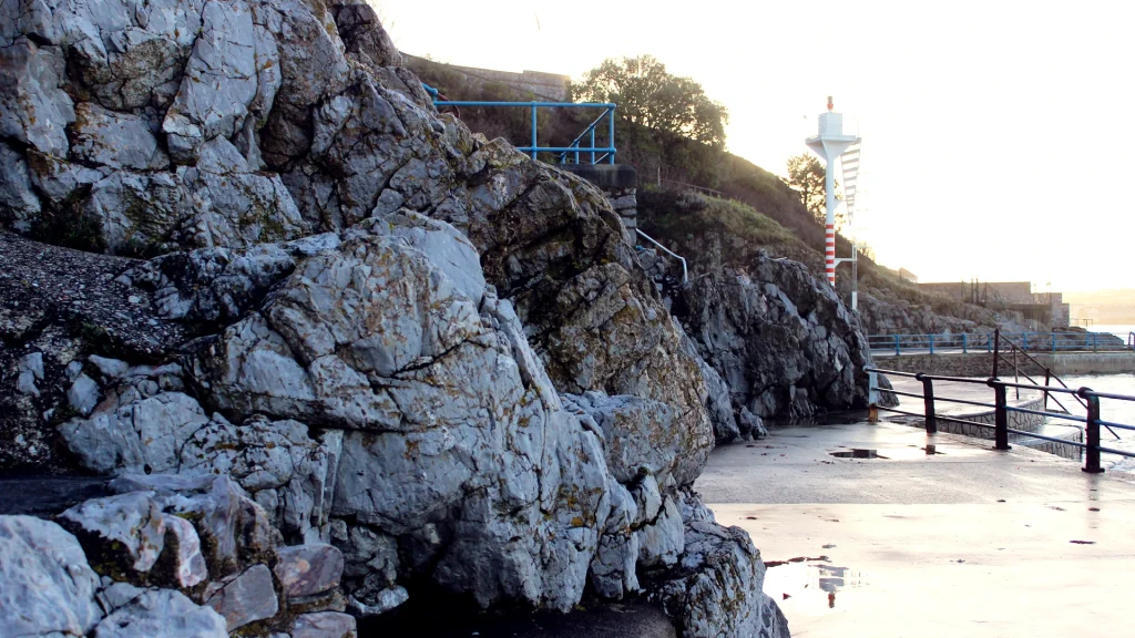 Plymouth Sound with Devonian Limestone